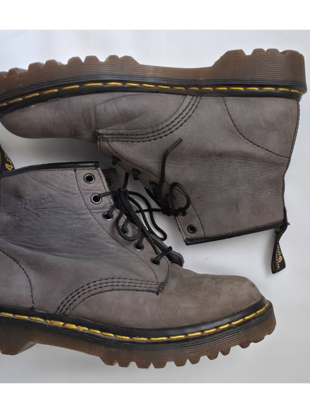 Vintage Dr. Martens 6-Eye Gray Leather Lace-Up Boots Made In England UK6/7M/8W - Picture 3 of 12